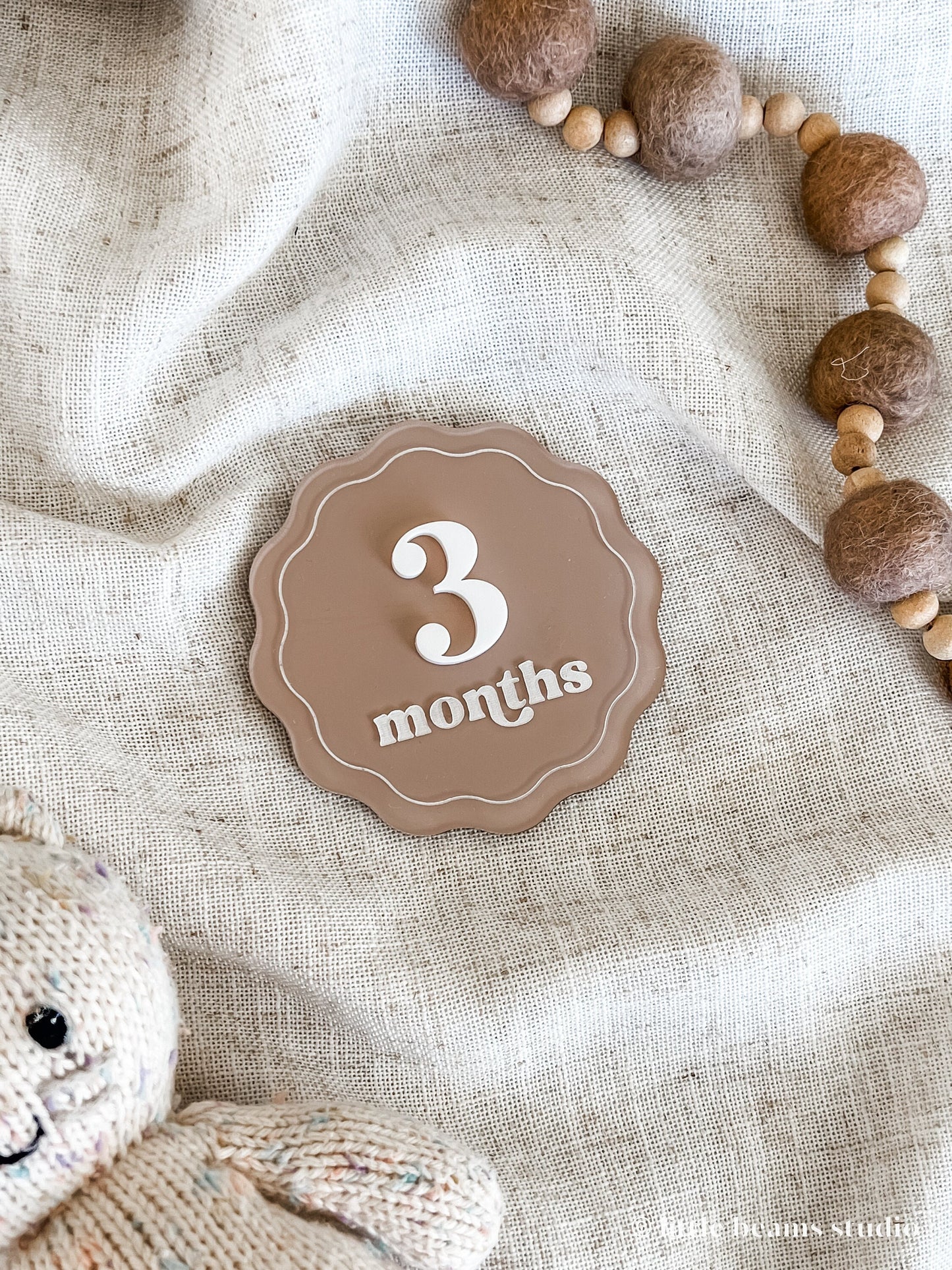 Acrylic Scallop Baby Milestone Cards