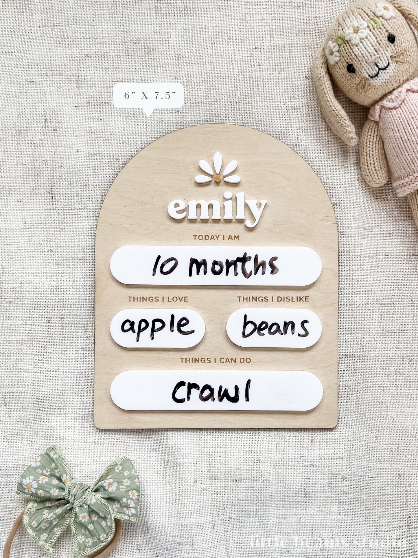 Daisy Custom Baby Milestone Board