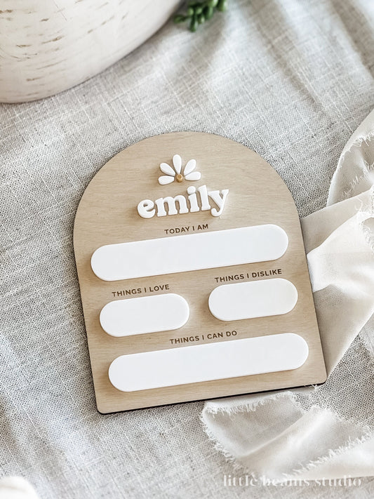 Daisy Custom Baby Milestone Board