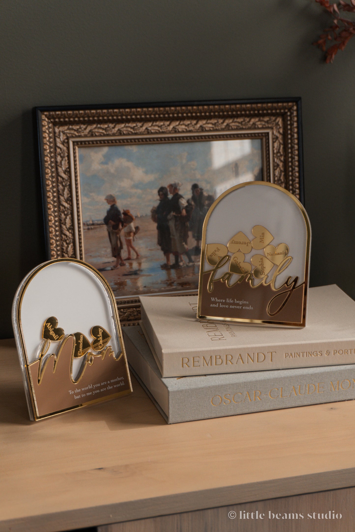 Personalized Family Shaker Frame With Engraved Names
