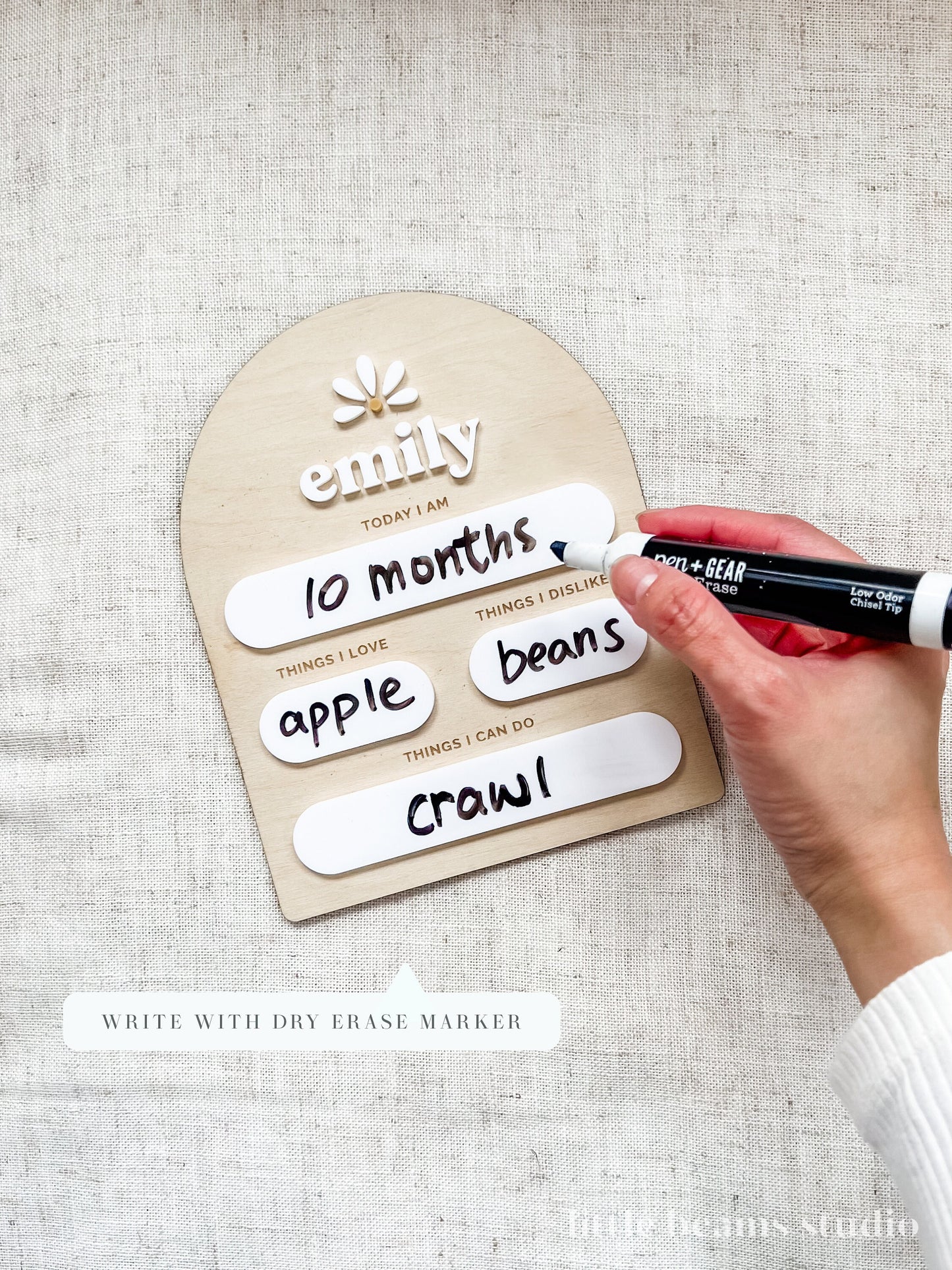 Daisy Custom Baby Milestone Board